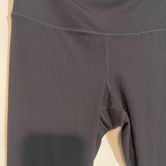 All in Motion Black Leggings with Smooth Fit and Full-Length Design - Picture 4 of 8